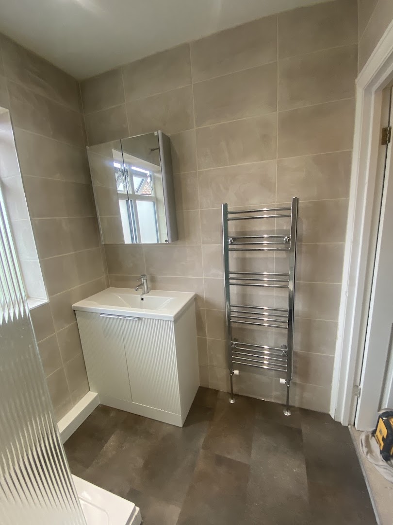 M W Plumber · Photos 1